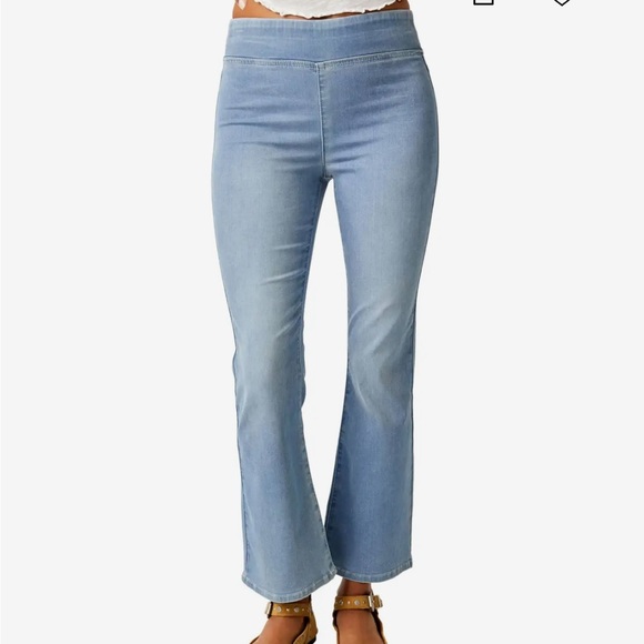 Free People Denim - WE THE FREE In My Feelings Mid Rise Pull On Cropped Boot Jeans--S